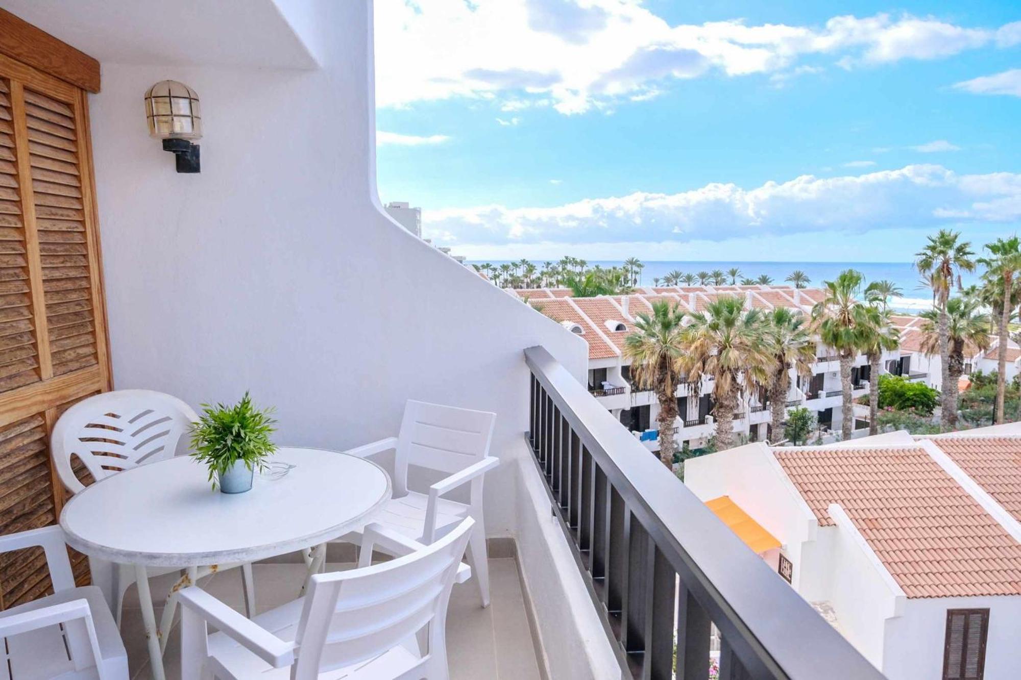 Parque Santiago II 335 By Tenerife Rental & Sales Плая де лас Америкас Екстериор снимка